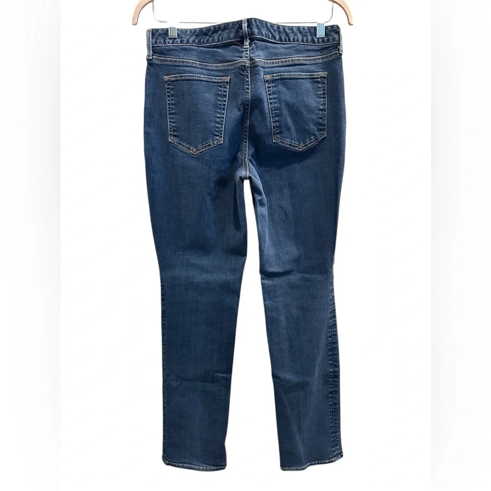 Eddie Bauer Curvy Straight Leg Medium-Wash Classic Denim Jeans Size 12 - Picture 2 of 4